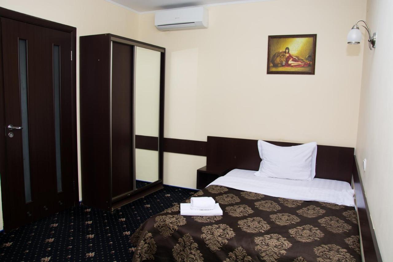 Faraon Hotel 伊万诺-弗兰科夫斯克 外观 照片